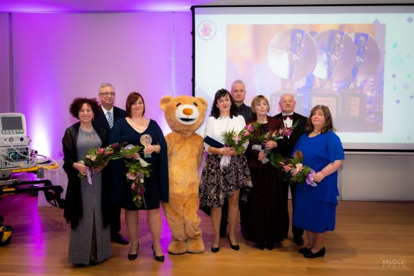 jótékonysági bál